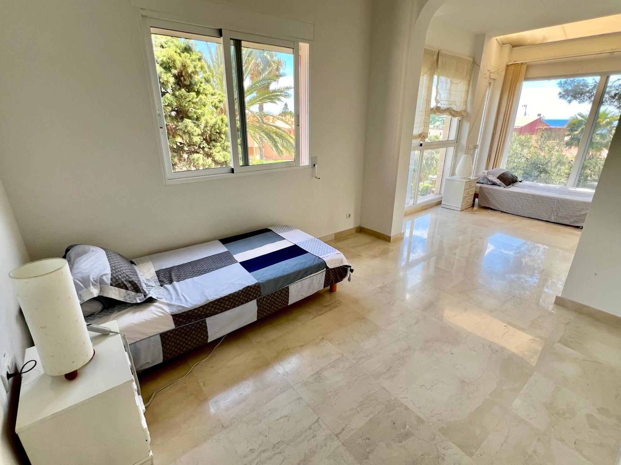 Beachside 4-Bedroom With Pool อาลิกันเต ภายนอก รูปภาพ