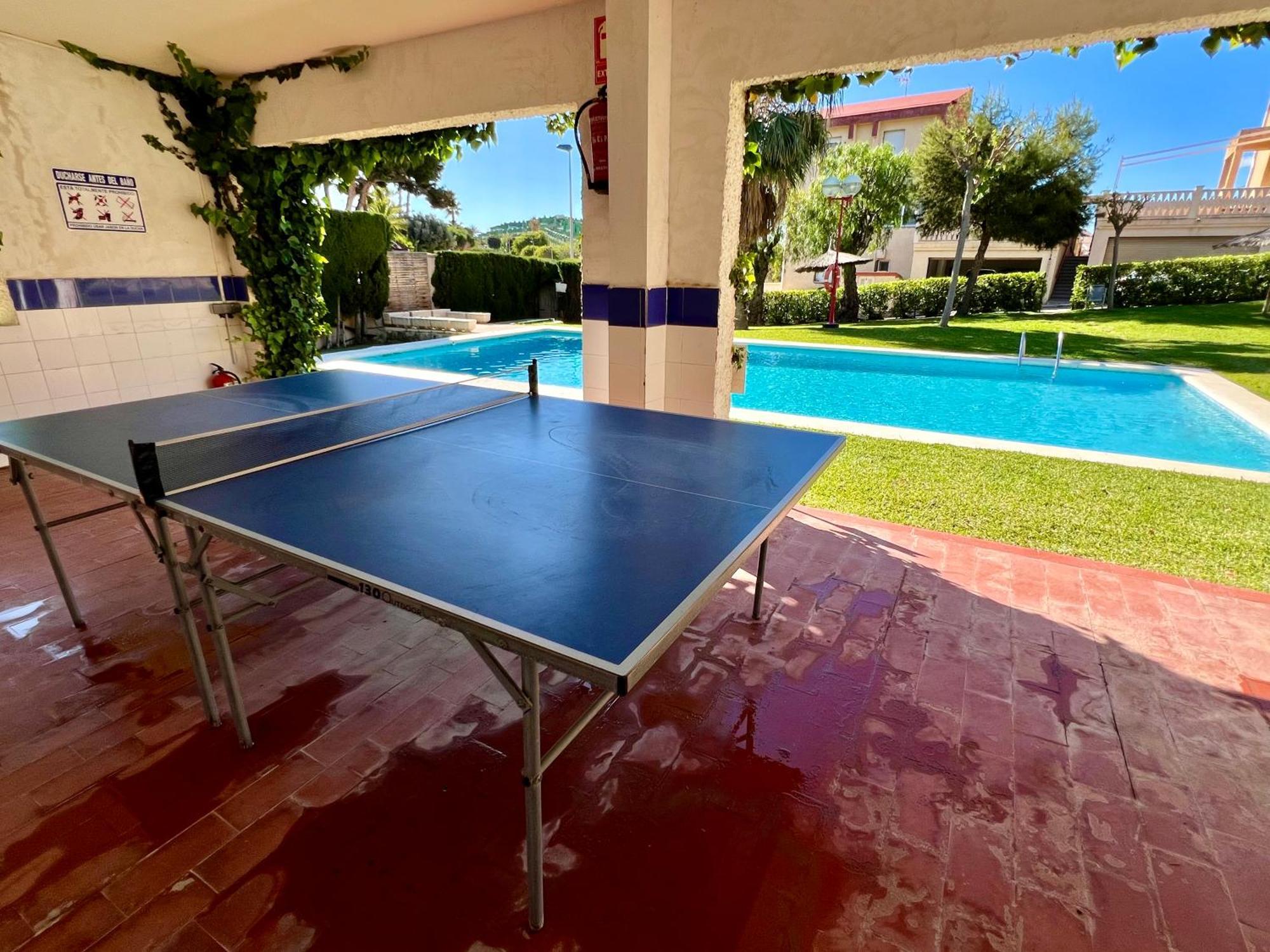 Beachside 4-Bedroom With Pool อาลิกันเต ภายนอก รูปภาพ